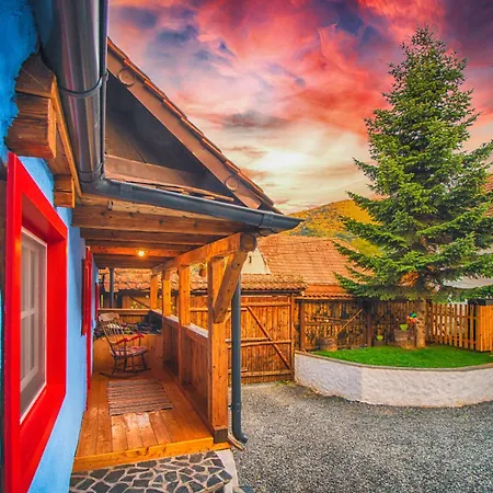 The Hut Retreat Fantanele (Sibiu)
